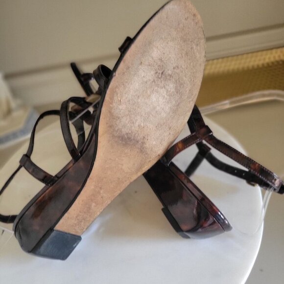 Stuart Weitzman Tortoise Shell Patent Leather Strappy Ankle Strap Sandals- 7M - Picture 8 of 8